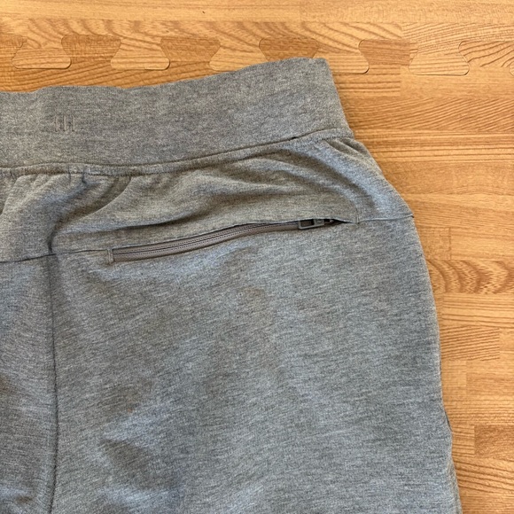 Lululemon City Sweat Short 9” Heather Grey Size S Men Fleece Lined Lounge Shorts - Picture 5 of 11